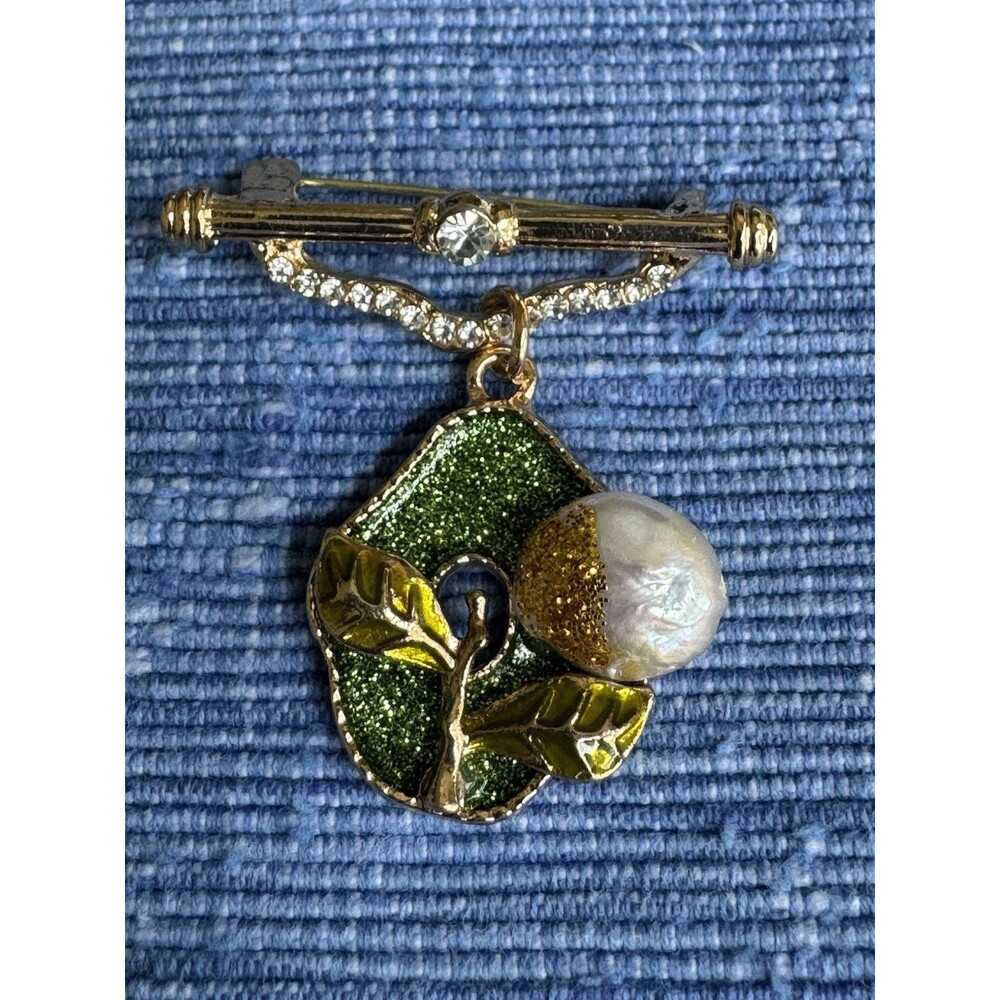 Vintage Victorian Revival Calla Lily Bar Pin Brooch Dangle Charm Enamel Faux Pea